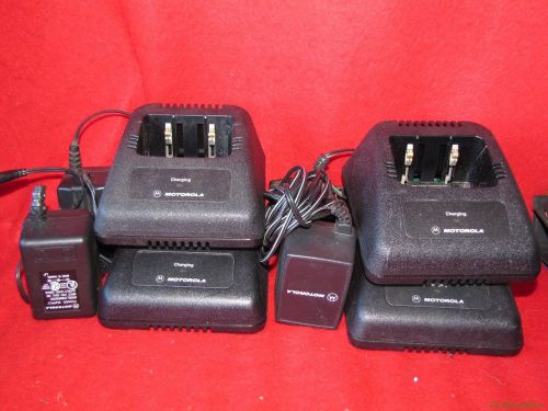 LOT OF 4 ~ MOTOROLA RADIO BATTERY CHARGERS w/ AC ADAPTERS ~ NTN1174A ~ #730