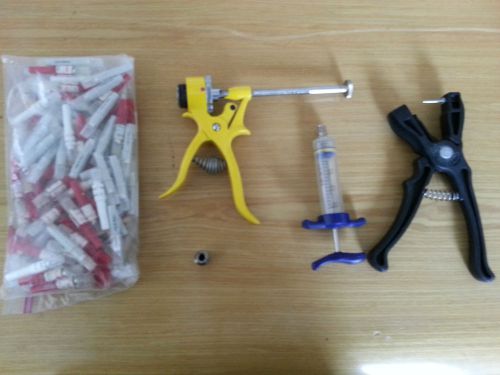 LIVESTOCK SYRINGE,  TAGGING PLIERS, NEEDLES,  LOT / PACKAGE DEAL
