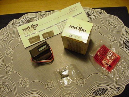 Red Lion CUB3T300 General Purpose Miniature Electronic Timer NEW IN BOX!