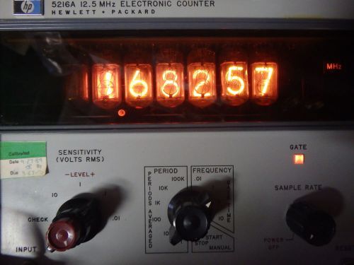 Vintage Hewlett Packard 5216A Nixie Tube Frequency Counter. 12.5Mhz.