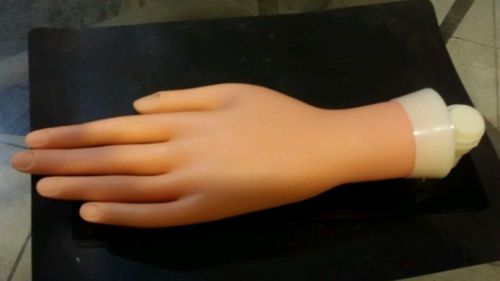 DIANE PRACTICE/DISPLAY HAND MANNEQUIN SOFT PLASTIC