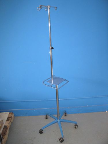 IV Pole on Rolling Stand with 5 Legs - Infusion Pump Rolling Stand