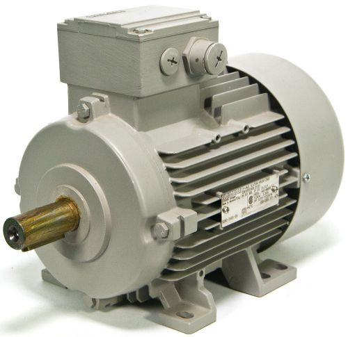 New Siemens 1LA7096-6BA90-ZN00 Electric Motor 1120 rpm 440-460 Volts 60Hz