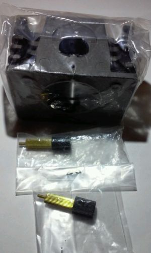 TOPCON  ACP - 8R   CHART  PROJECTOR  REPLACEMENT  LAMP HOUSE AND LAMP KNOB