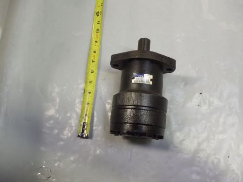 EATON CHAR-LYNN HYDRAULIC MOTOR