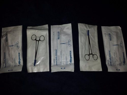 Kelly Curved Hemostats (5.5 inches) Quantity of Five