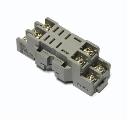 New idec sh2b-05 relay socket 8 pin 10 amps 300 volts for sale