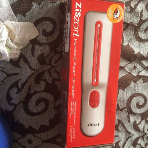 ZISZOR Handheld Paper Shredder