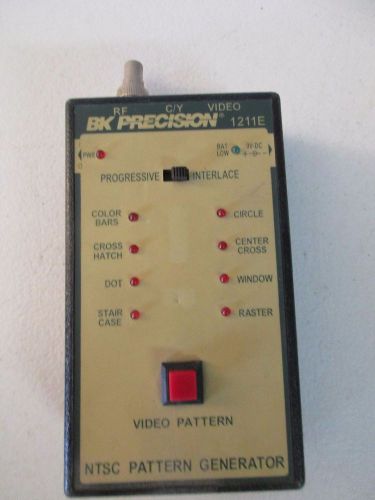 BK Precision 1211E Handheld NTSC Pattern Generator Video 1211 E \\