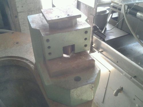 NEW UNIPUNCH TOOLING NOTCHER  NEVER USED