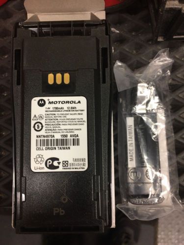 Motorola OEM Original Battery With Clip - NNTN4970A