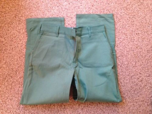 GREEN PANTS 36X32 MIG WEAR MIG200 FLAME RESISTANT MISSING BUTTON