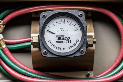 TACO Model 788 Differential Pressure Test Gauge 0 - 100 Feet H2O