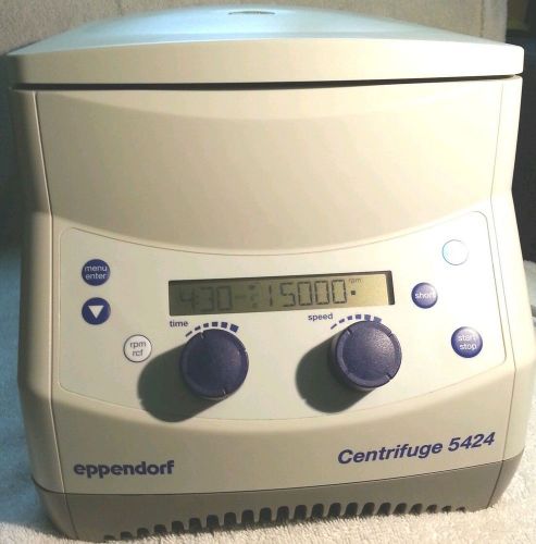 Eppendorf Centrifuge 5424 with Rotor.