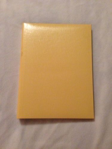 9-1/2 X 7 Bamboo Pattern Menu Books With 5 Removeable Clear Plastic Pages