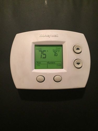Honeywell TH5110D1006 Non-Programmable Digital Commercial Thermostat