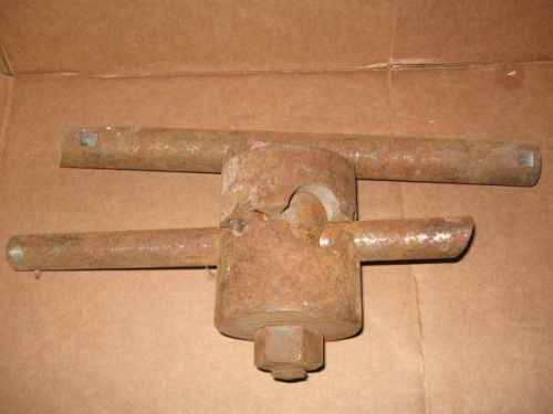 VINTAGE BORING TOOL/BAR HOLDER AND 2 BORING BARS 1 1/4 IN &amp; 1 IN