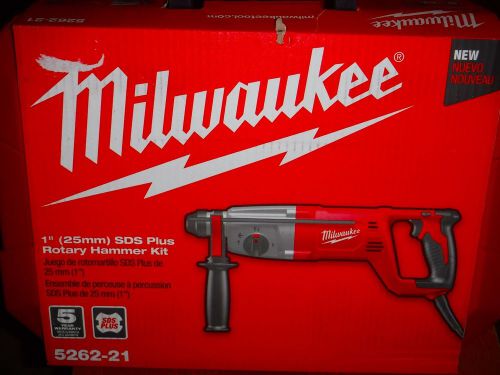 New milwaukee 5262-21 7/8&#034; sds plus rotary hammer kit for sale