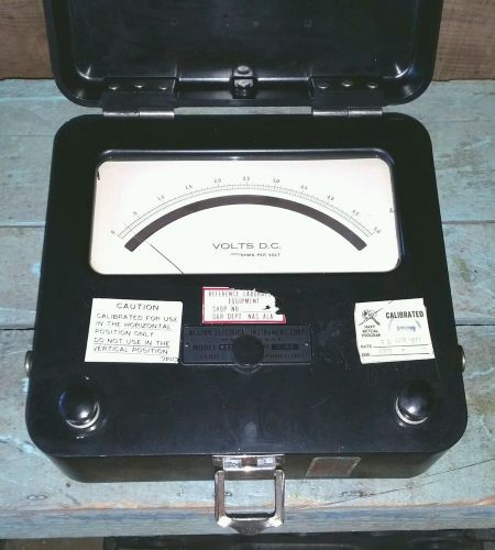 Vintage Weston D.C. Volt-Milliammeter Model 622 NAVAL AIR NETWORK FACILITY 1942