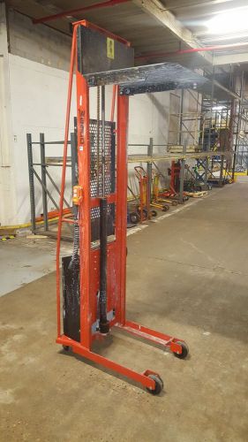 Wesco industrial pespl-80-2424-pd 1000 lbs. platform model power stackers/lift for sale