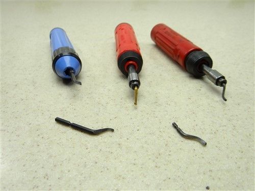 LOT OF 3 DEBURRING TOOLS W/ 2 HSS BLADES SHAVIV VARGUS