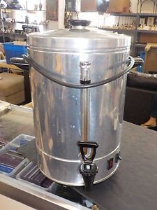 Vintage Regal 12-84 Cup Automatic Commercial Percolator Coffee Maker # 7000