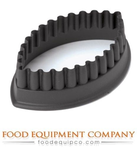 Paderno 12947-05 Cookie Cutter 4&#034; x 2.375&#034; fluted oval non-stick