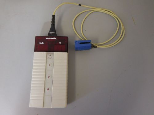 Nonin 8500 SpO2 Pulse Oximeter Handheld Monitor 8000AA Fingerclip SpO2 Sensor