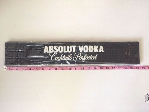 NIB ABSOLUT VODKA Essential Kit Bar and Server Mat