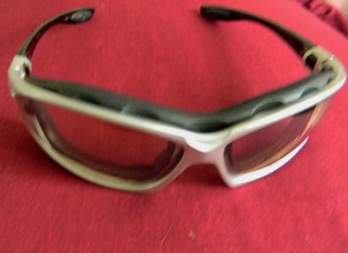 Harley Davidson Safety Eyewear HD1303 Silver Black headband &amp; cleaning cloth NEW