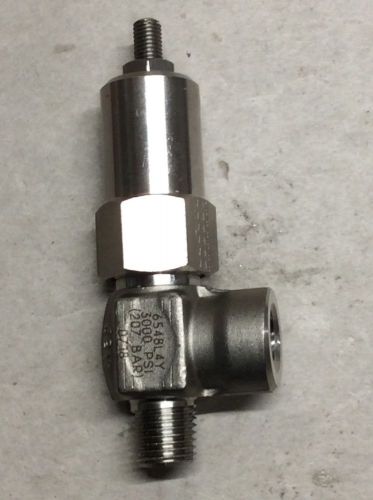 Hoke relief valve 6548L4Y, 3000 PSI