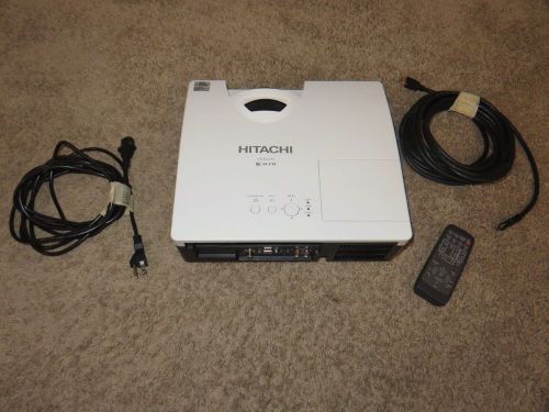 HITACHI CP-D31N 3000 Lumens XGA 1024 x 768 2000 - 3LCD Projector - FREE SHIPPING