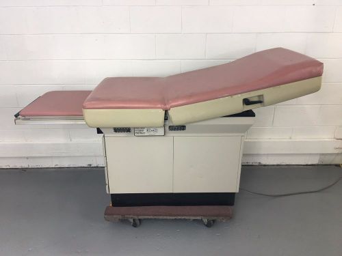 Medical Exam Table - Midmark 404