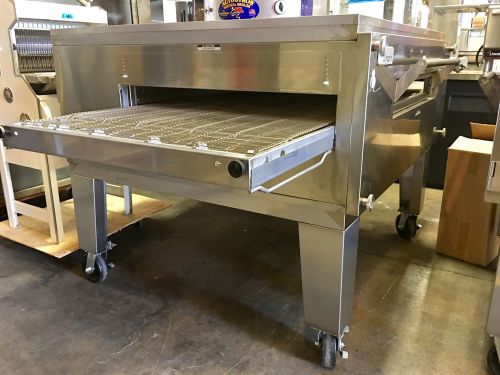 Conveyor oven, lincoln impinger 3255, fast bake, nat gas, on stand with casters for sale