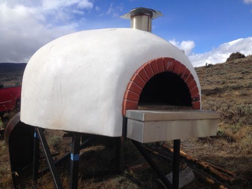 Valoriani Commercial Neopolitan 120 dome pizza oven