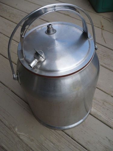 McCormick-Deering Milking Stainless Steel 6 Gal Container Pail w Lid Dairy Goat