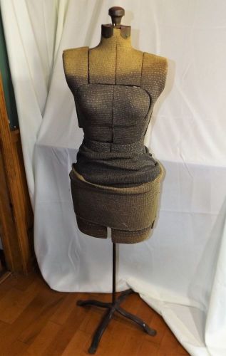 50&#039;s Vintage Singer True-Shape Adjustable Dress Form Mannequin size A with Stand