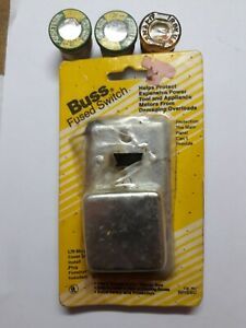 Buss BP/SSU 2-1/4&#034; 1/2 HP 15 Amp On/Off Fused Switch Box plus 3 Xtra Fuses.  New