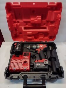 Milwaukee M18 FUEL 2704-22 1/2 inch Hammer Drill/Driver Kit Tool Set  Very Clean
