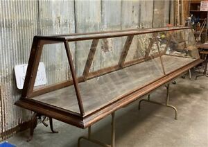 Slant Glass Countertop Showcase, Store Counter, Hardware Store Display Case, A