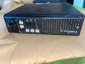 MOTOROLA MAXTRAC 300 D33MJA7DA5AK VHF RADIO
