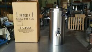 Fetco TPD-30 Luxus Stainless Steel 3 Gallon Coffee Dispenser Urn