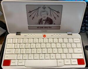 Astrohaus Freewrite Traveler in Mint condition with case
