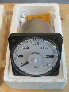 Yokogawa YE/DB-40 Panel Meter 4.25&#034; x 4.25&#034; RPM 0-3000 - NEW/Old Stock!