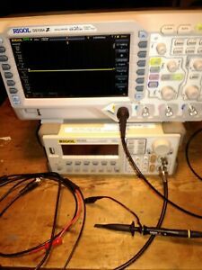 RIGOL DS1054Z OSCILLOCOPE AND RIGOL DG1022 FUNCTION GENERATOR