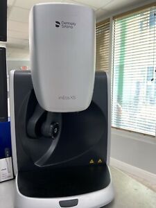 SIRONA Dentsplay Model D3586 ineosx5 laboratory scanner