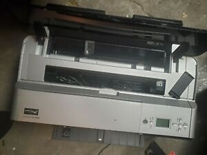 Epson Stylus Pro 3880 professional Inkjet Printer Gallery Quality. Sells for 3k