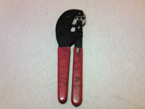 Cable tv wire crimper tool 3 different size ends