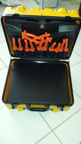 Cementex its-60b-dlx-w mro insulated tool kit for sale