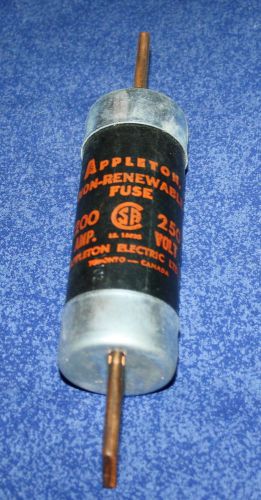 Vintage appleton pierce 200 amp 250 volt one time cat 32-200 fuse with box for sale